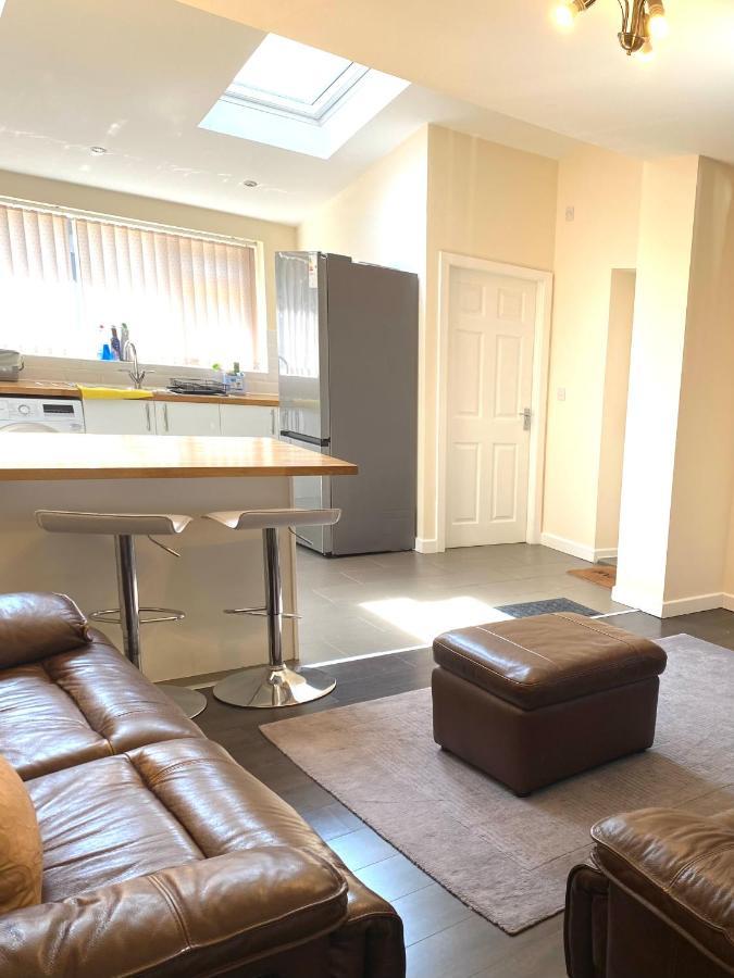 Greenwood Manchester Extérieur photo