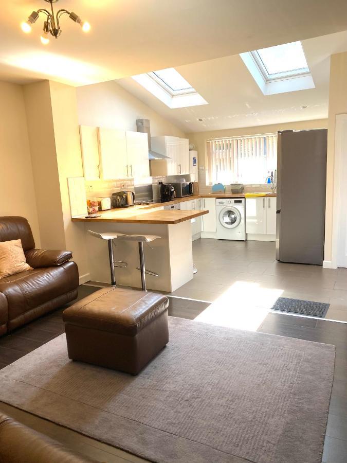 Greenwood Manchester Extérieur photo